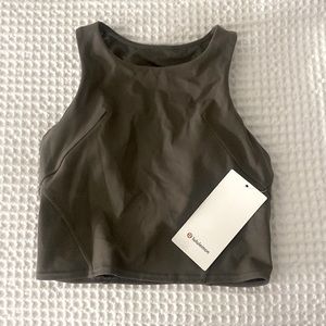 Lululemon Invigorate train tank
